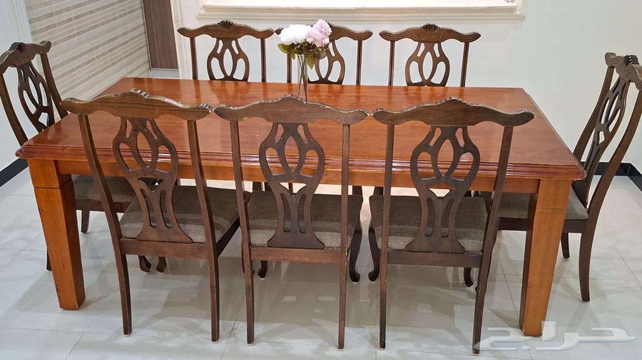 Dining table with 8 chairs for sale64475266920194111