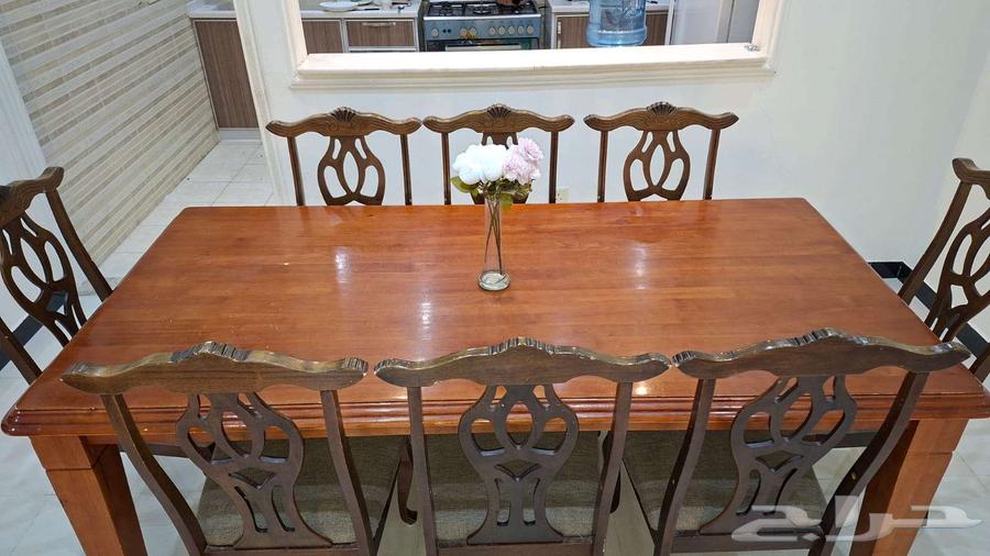 Dining table with 8 chairs for sale64475266920194114