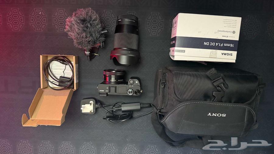 Sony Alpha a6300 camera in very clean condition64478787244418111