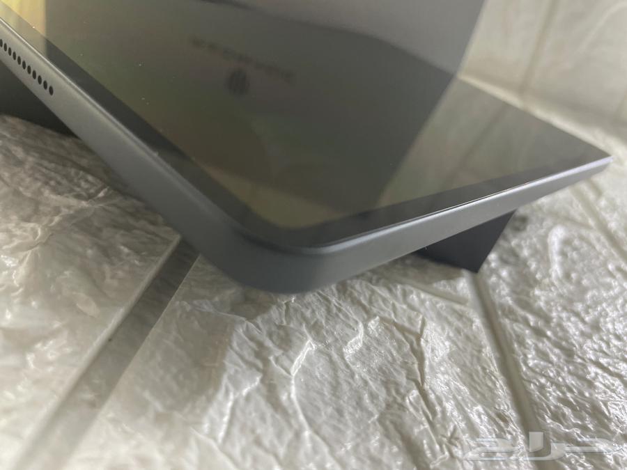 رد ماجيك استرا 1 تيرا بايت 24 جيجا رام مستعمل نظيف64474931489410111