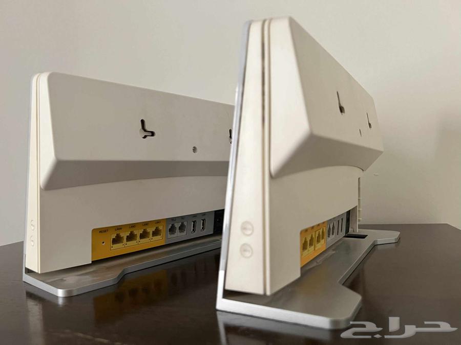 Two STC Fiber Optic Modems64475750115329111