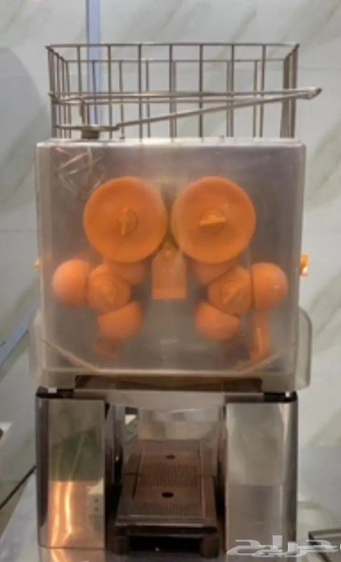 Automatic Orange Juice Squeezer64484457374977110