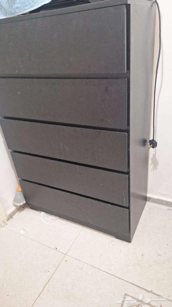 سرير ودولاب وجزامة بحالة ممتازة وسليمة64480414118146112