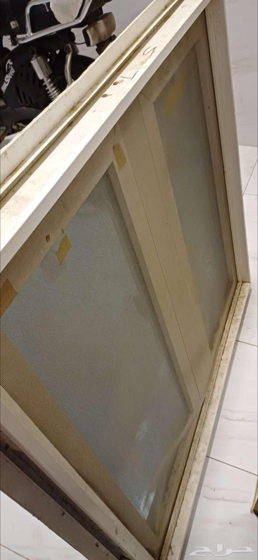 Double door window64485243106307111