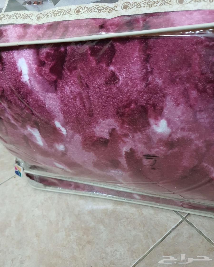 لحاف فرو جديد64488961757826112