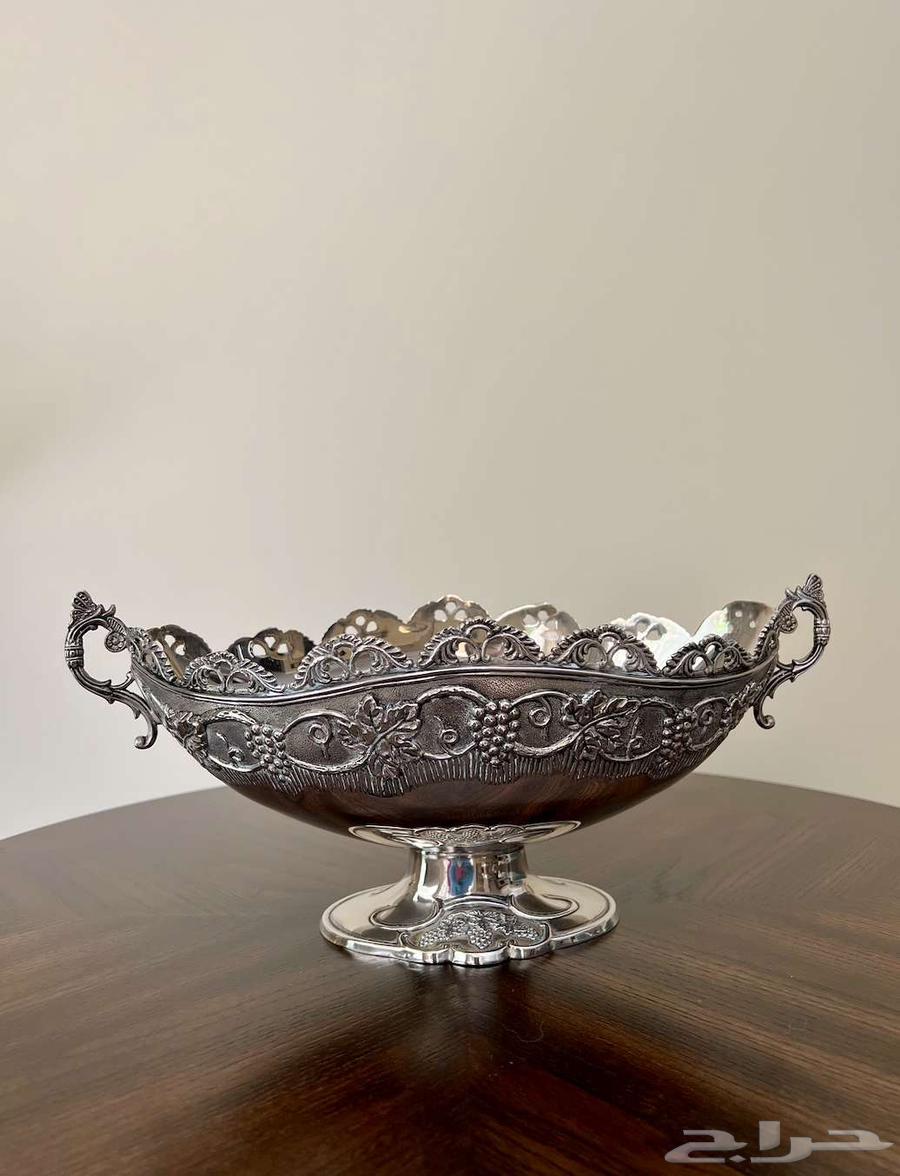 وعاء فواكه أنتيك مطلي بالفضة64459666923138111