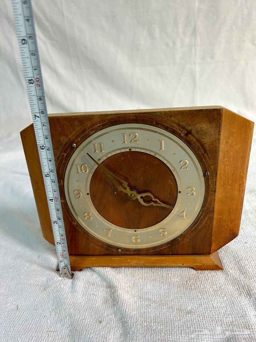 ساعة سكوتلندا بريطانيه قديمه شغال برواز خشب متحفي64480468976002114