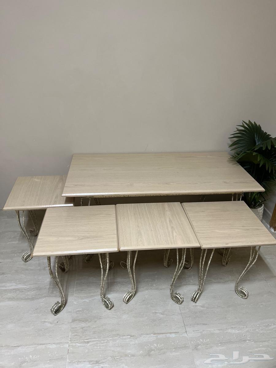 طاولة قهوه مع 4 خدمه64481346042753112