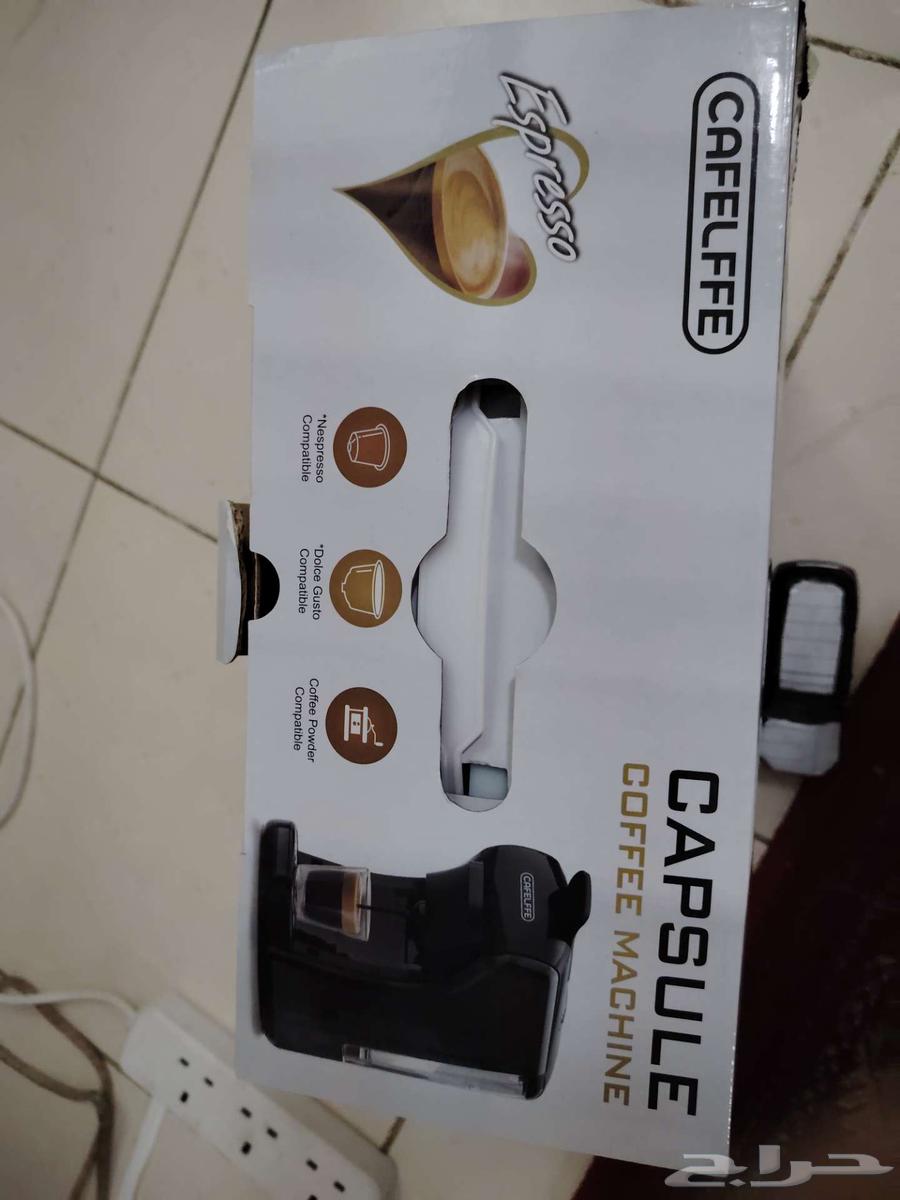 For sale, used clean coffee machine model CAFELFFE, contact64481449432706110