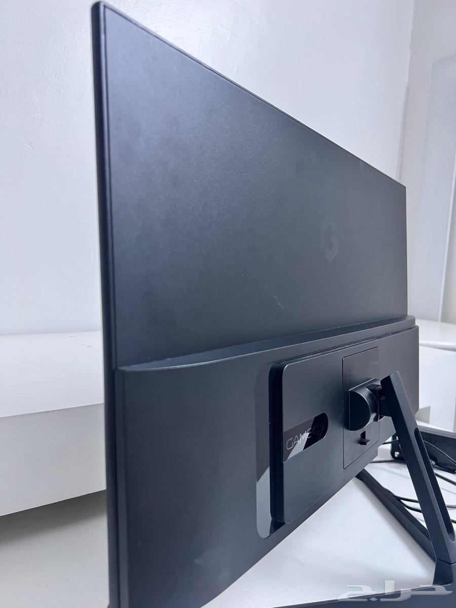 GAME ONE Screen64482809984003111