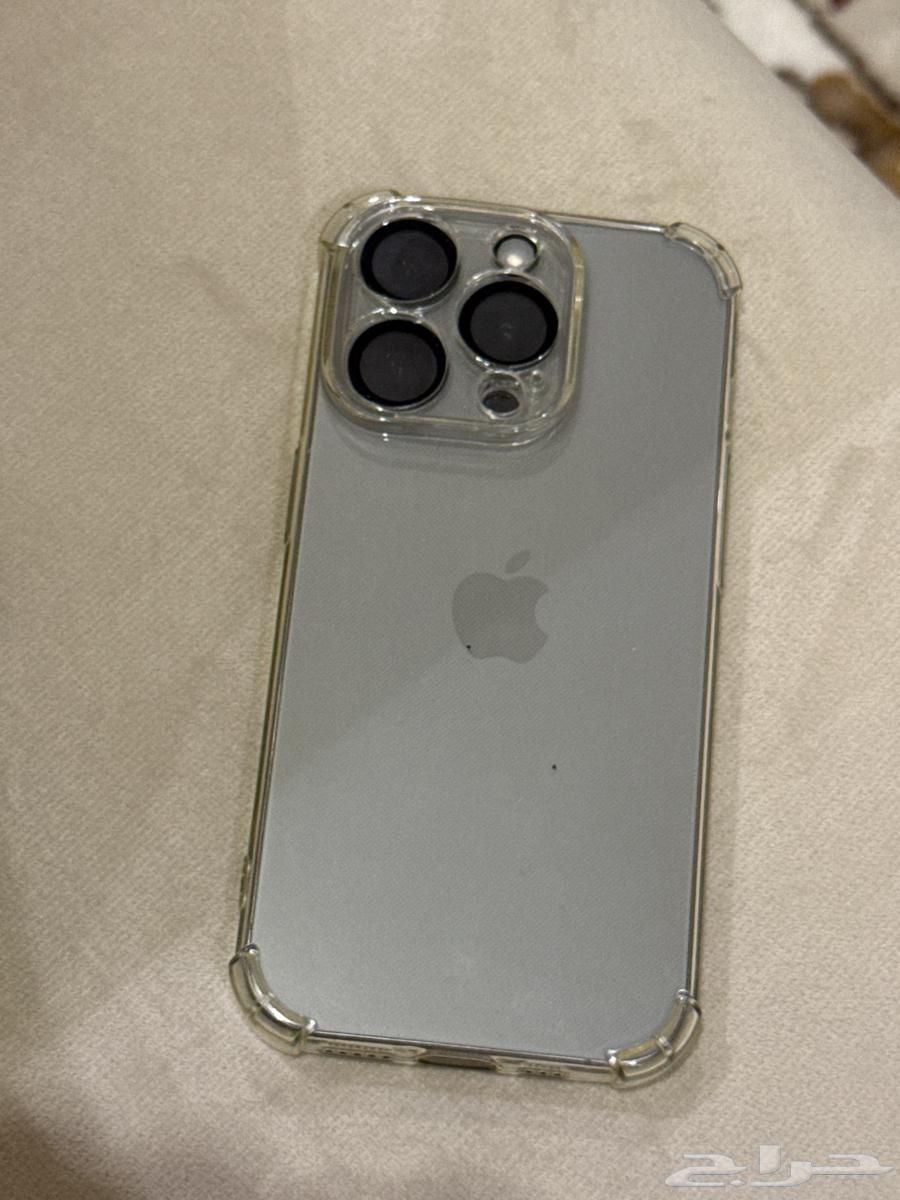 ايفون 15 للبيع نظيف جدا64484334808834110