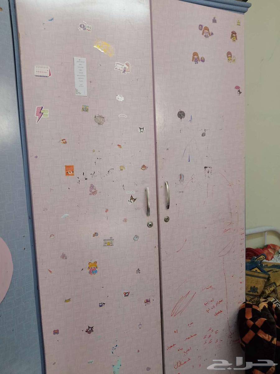 3 أسره 2بناتي وواحد ازرق ولادي مع دولاب كبير 3متر تقريبا64479674075266110