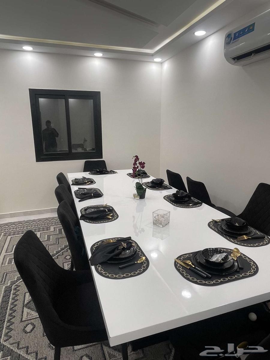 طاولة طعام وكراسي من هوم سنتر64486068065410110