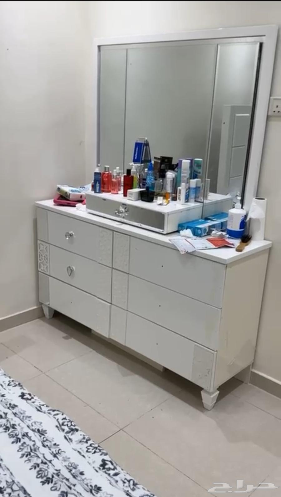 غرفة نوم للبيع64475763908099113