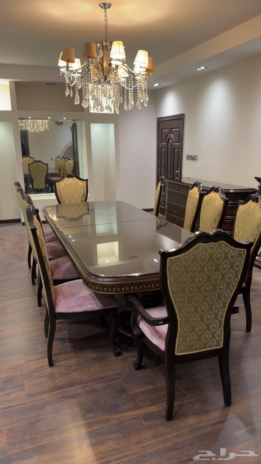 Dining set with 10 chairs, cabinet, and mirror table64482525478019111