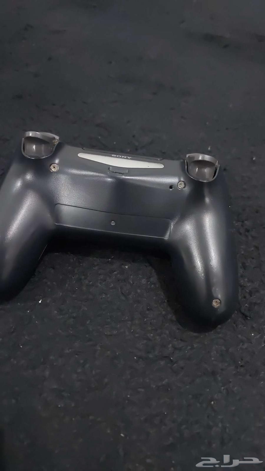 Sony 4 Controllers64501257307137111