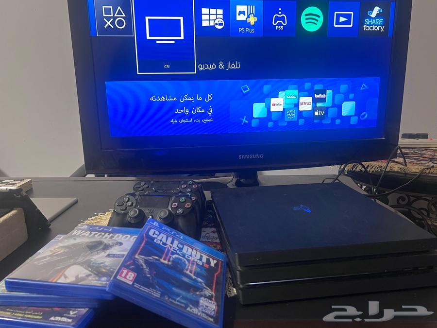 للبيع ps4 pro بحالة ممتازة استعمال خفيف64479885057411110