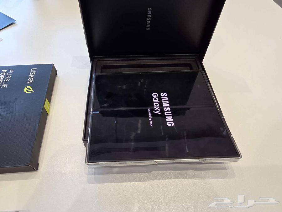 سامسونج فولد 6 ابيض 1 تيرا اخو الجديد - واكسسوارات اصليه64482390458625111