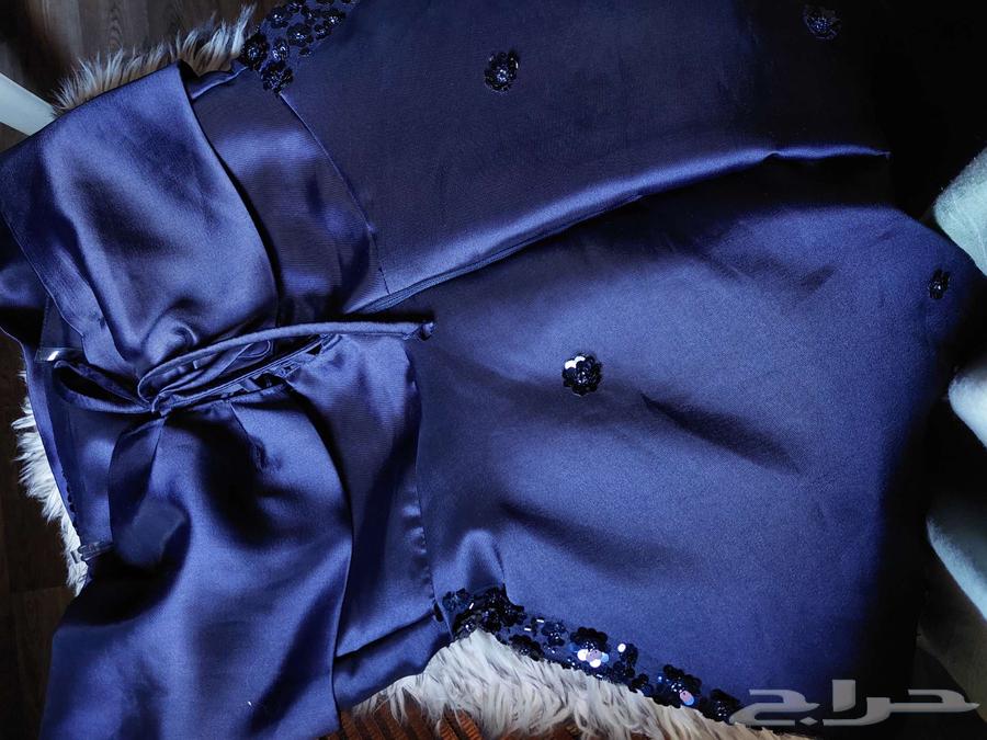 فستان الي يبيه يكلمني64483535860994113