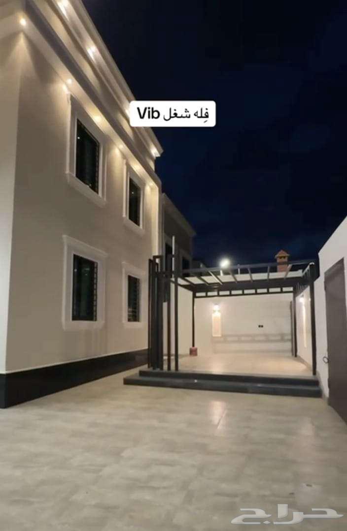 للبيع فله في درة الخميس دورين وملحق64143379576195111