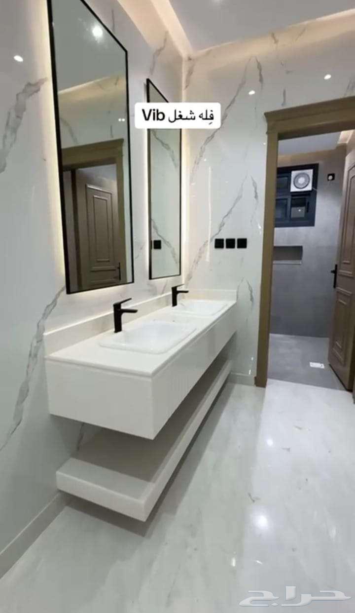 للبيع فله في درة الخميس دورين وملحق64143379576195114