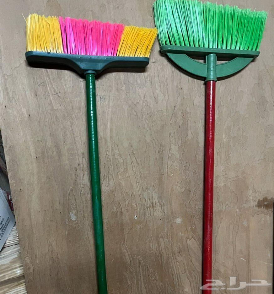 Broom with wooden handle wrapped64443722583810110