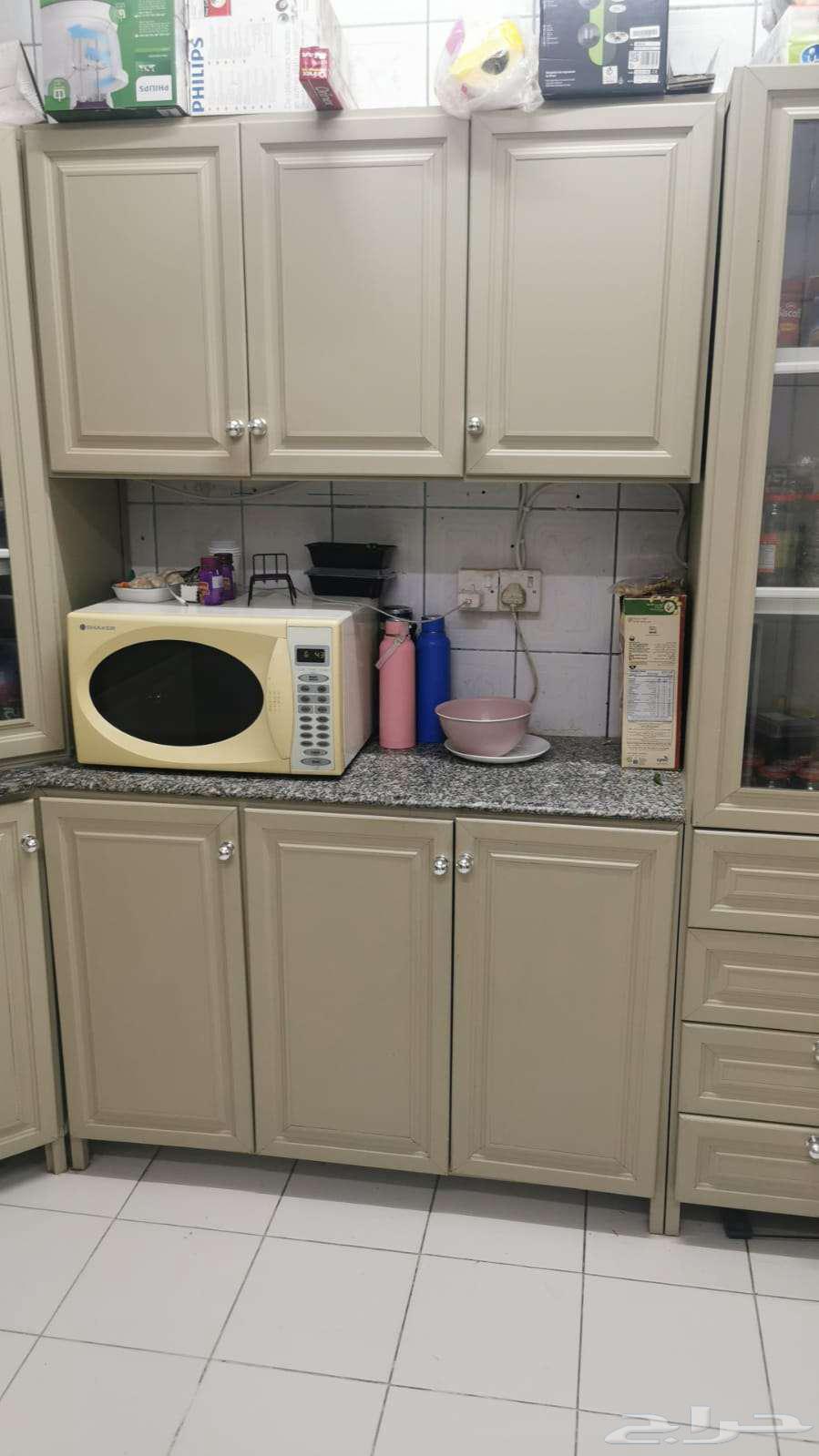 خزانات مطبخ بحالة جيدة السعر قابل للتفاوض64492704336515111