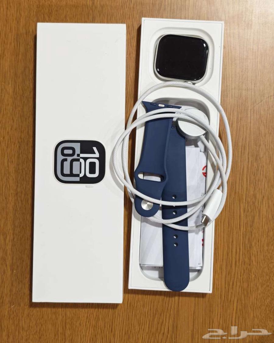 ايفون 16 بروماكس   ساعة ابل الجيل العاشر مقاس 4664493573006979111