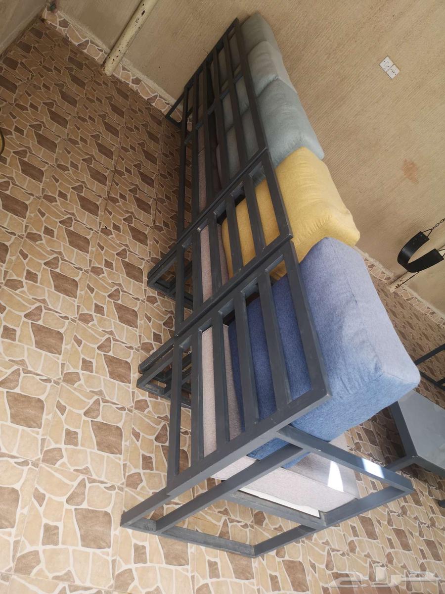 جلسه خارجيه 9 أشخاص حديد64488090614914113