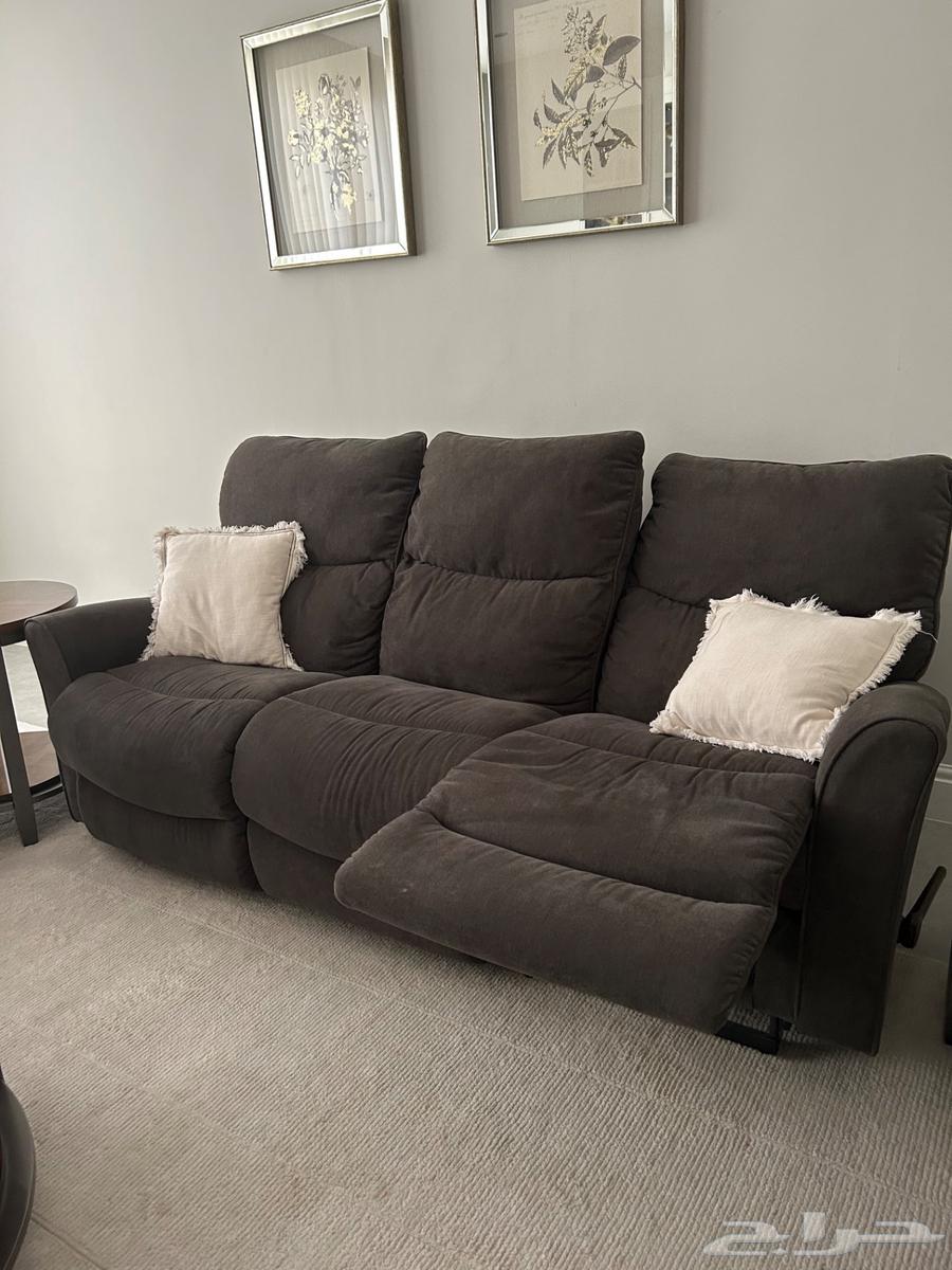 Lazyboy recliner sofa in dark gray64488644053250112