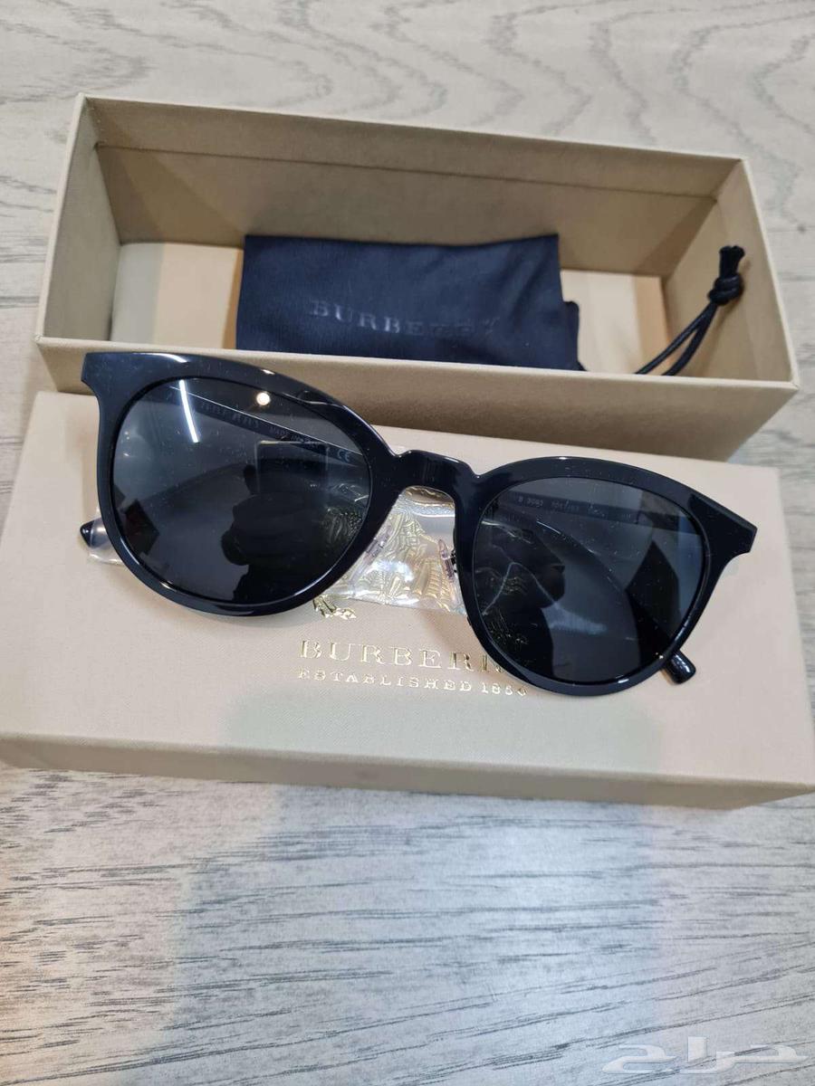 (تصفية شامله) نظارة شمسية ماركة Burberry (أصليه).64488893006595110