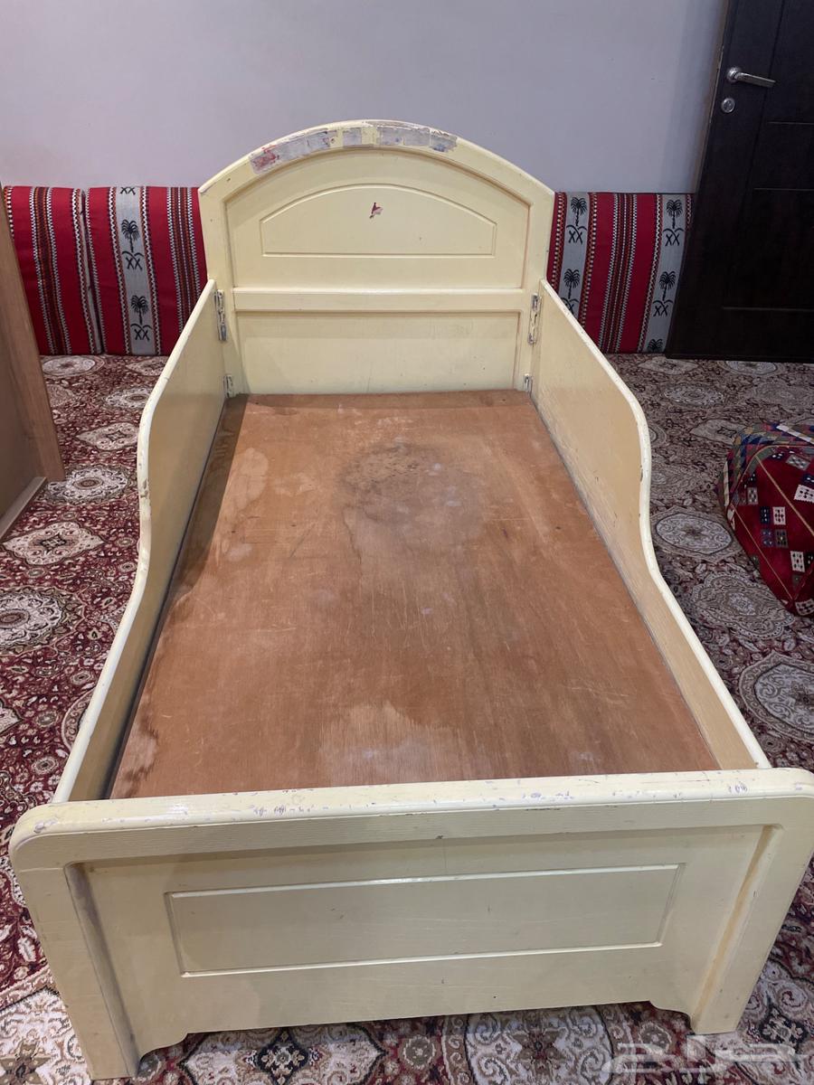 2 سرير أطفال للبيع المستعجل مع التوصيل64489972598274111