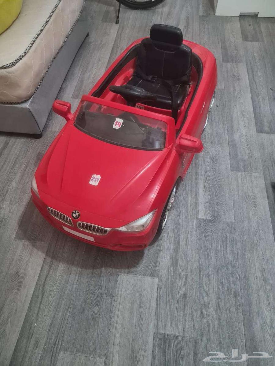 Electric car toy for sale with new large battery and remote control64491116601602111