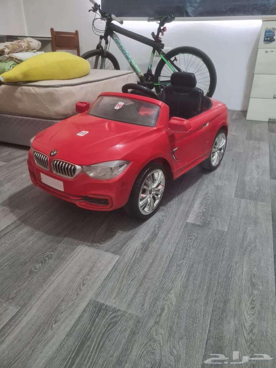 Electric car toy for sale with new large battery and remote control64491116601602112