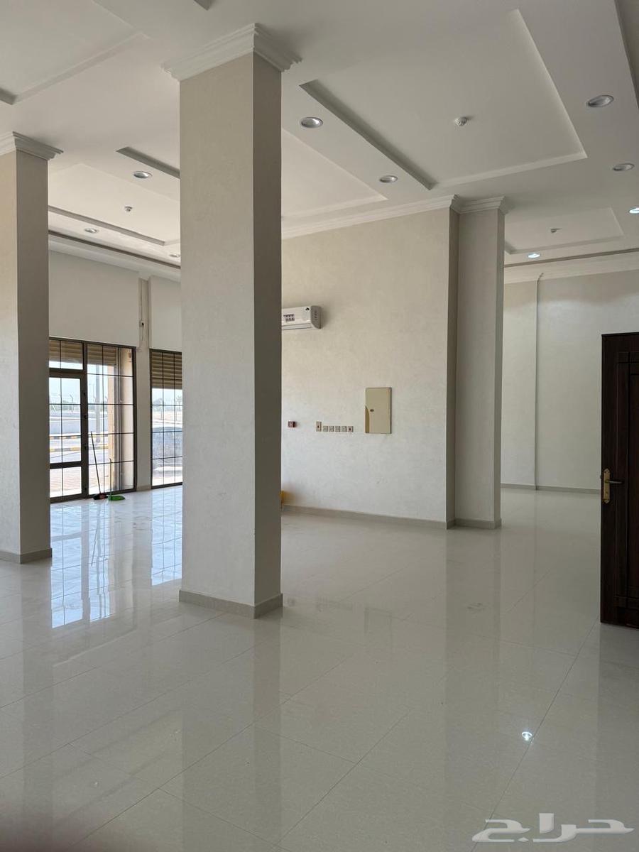 للإيجار محلات مجهزه بتكييف في مدينة الخفجي64143379428994113