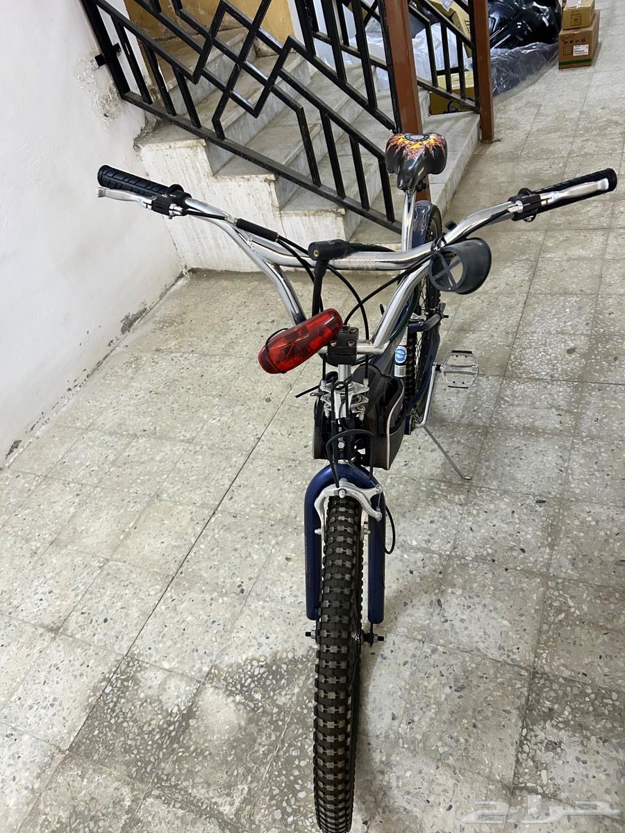 يوجد دراجه هوائيه مقاس 2664478142074883111