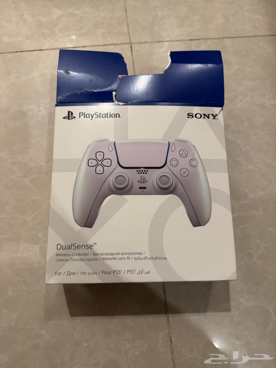 للبيع يد سوني 5 جديده بس فتحت الكرتون اصليه64496862235139110