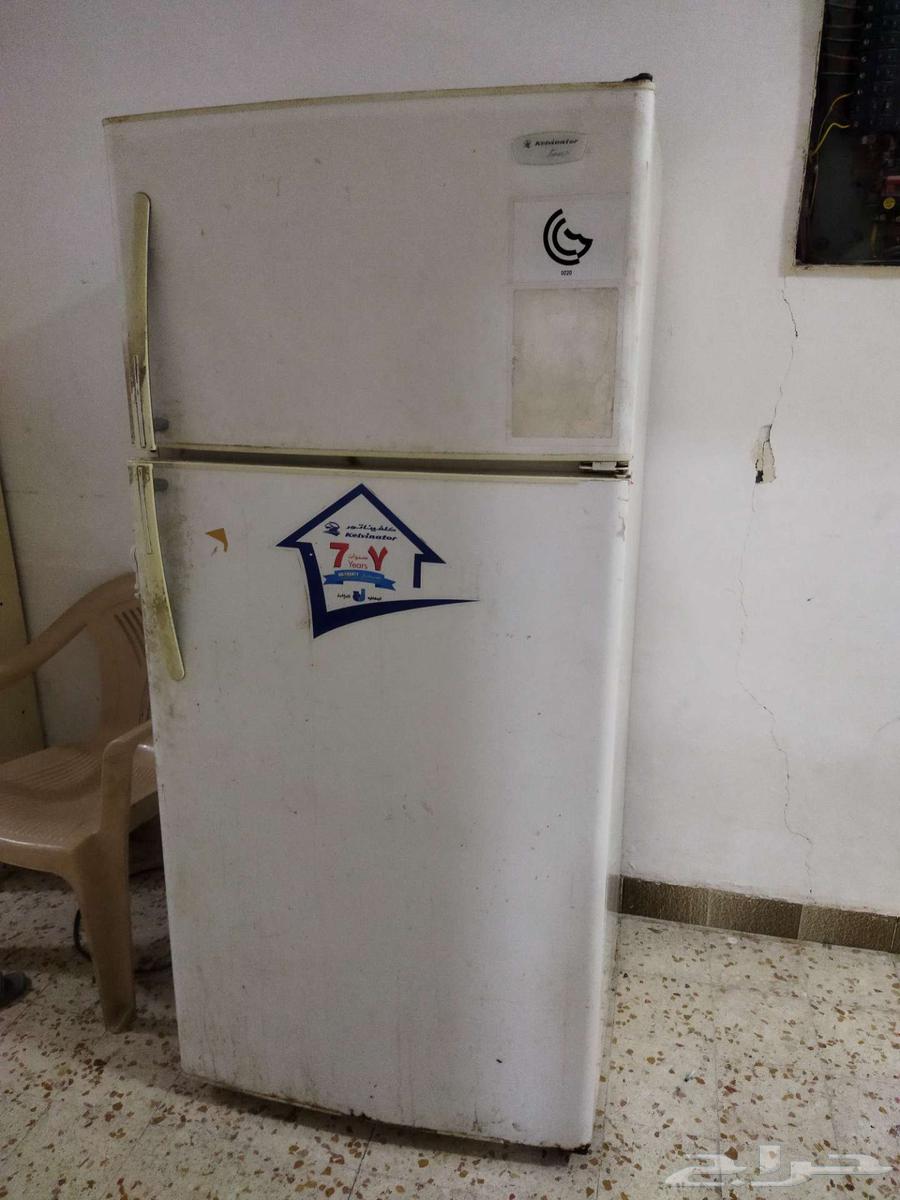 Four refrigerators and a window air conditioner64491537600897110