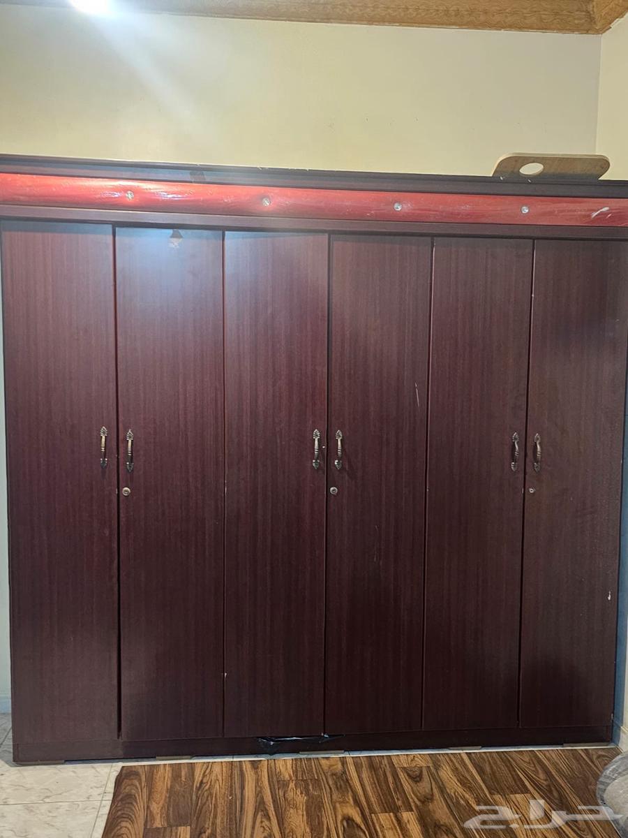 للبيع سرير و دواليب ومايكرويف64493150961283114