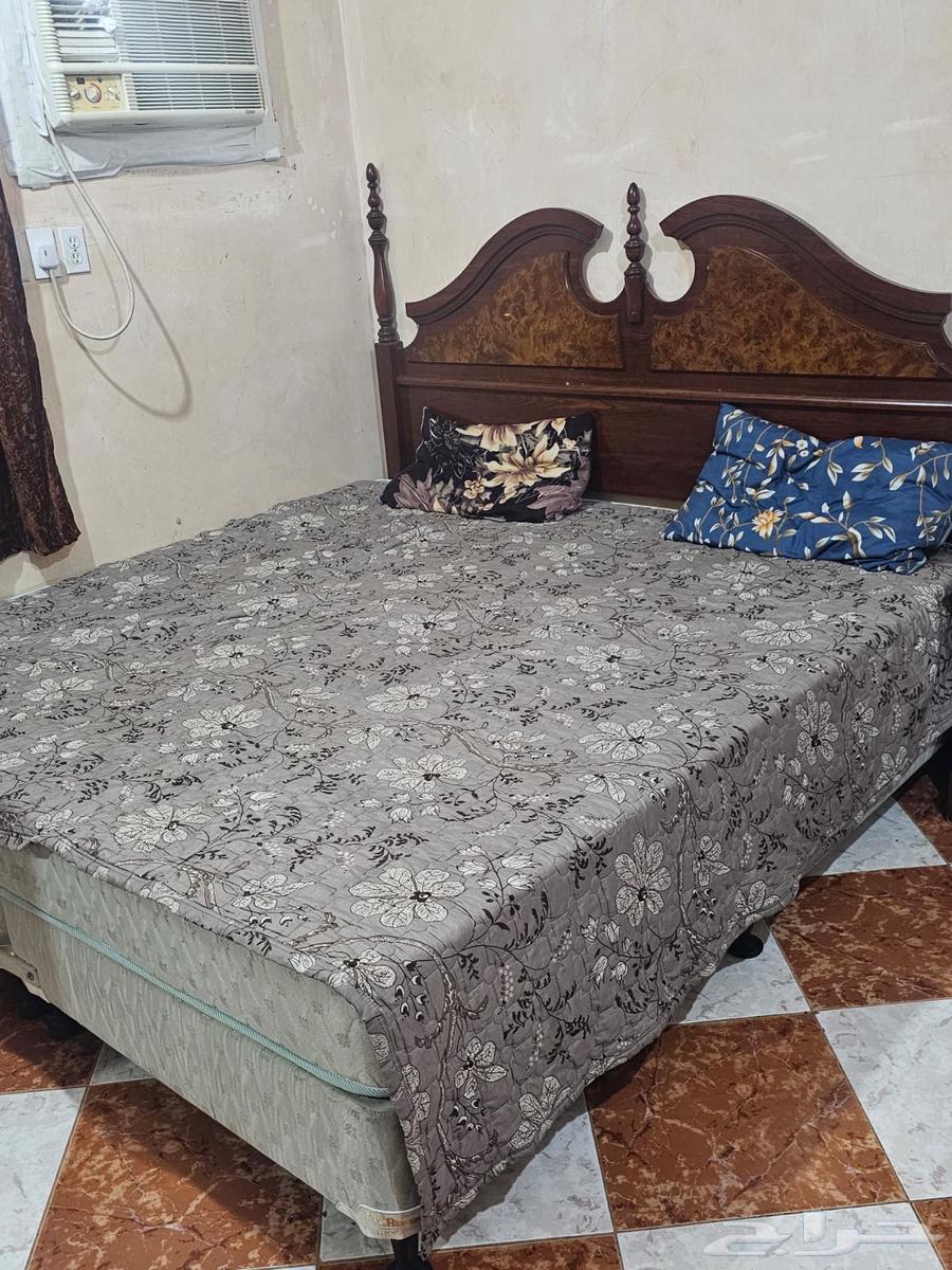 للبيع سرير و دواليب ومايكرويف64493150961283113