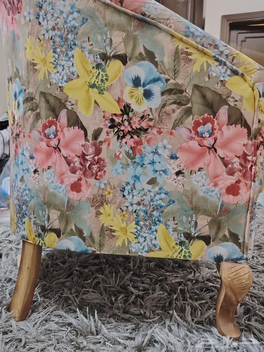 كنب نظيف جدا64494529777537111