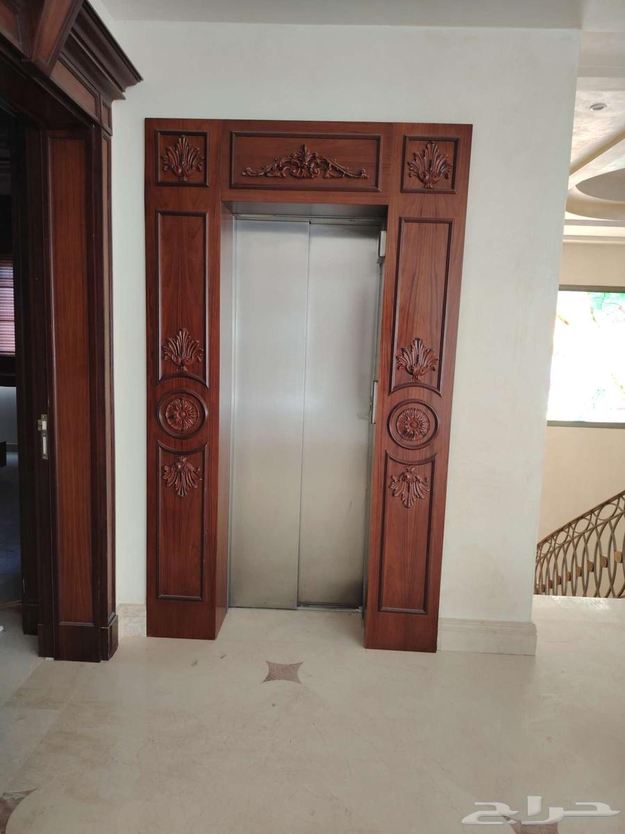 مصعدمستعمل للبيع استعمال نظيف جدا64494529752065111