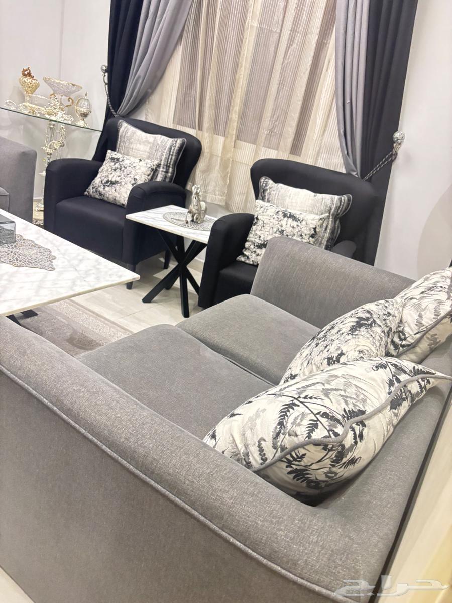 طقم كنب 9 اشخاص مع 2 طاولة جانبية وطاولة وسط رخام64494771511939113