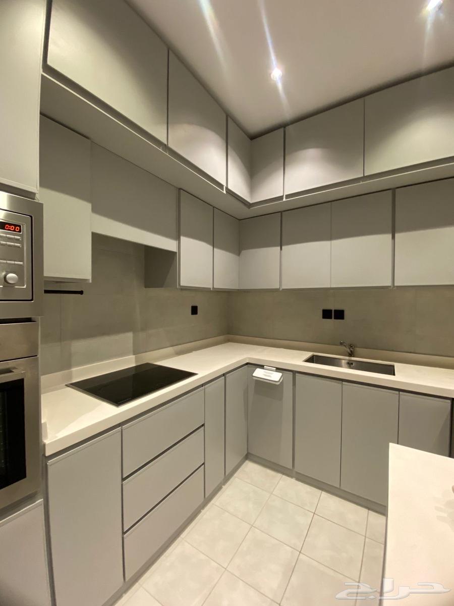 مطبخ نظيف جدا (المنيوم صاج) 4 4 ارتفاع للسقف64495009293571114