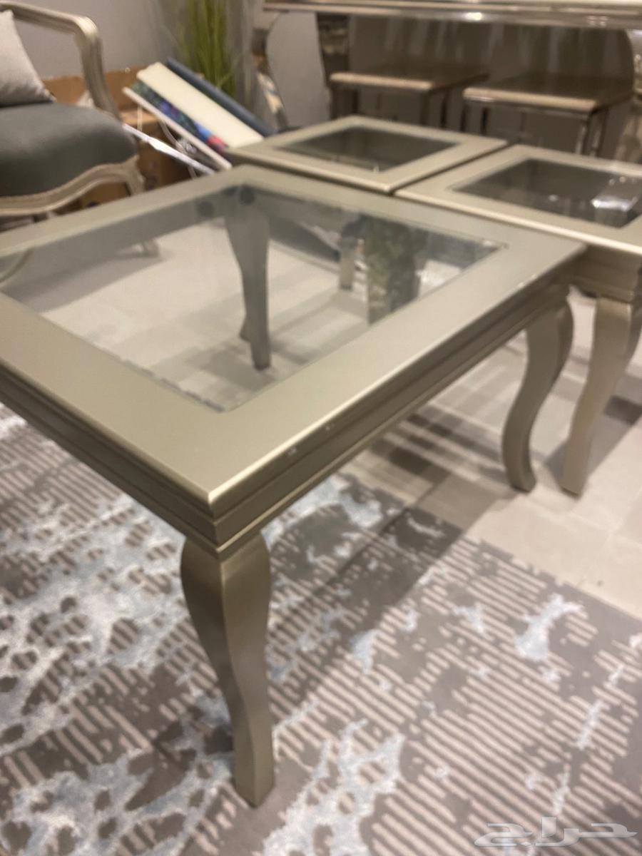 طقم طاولات فضي ( طاوله كبيره   طاولتين جانبية )64487278262658110