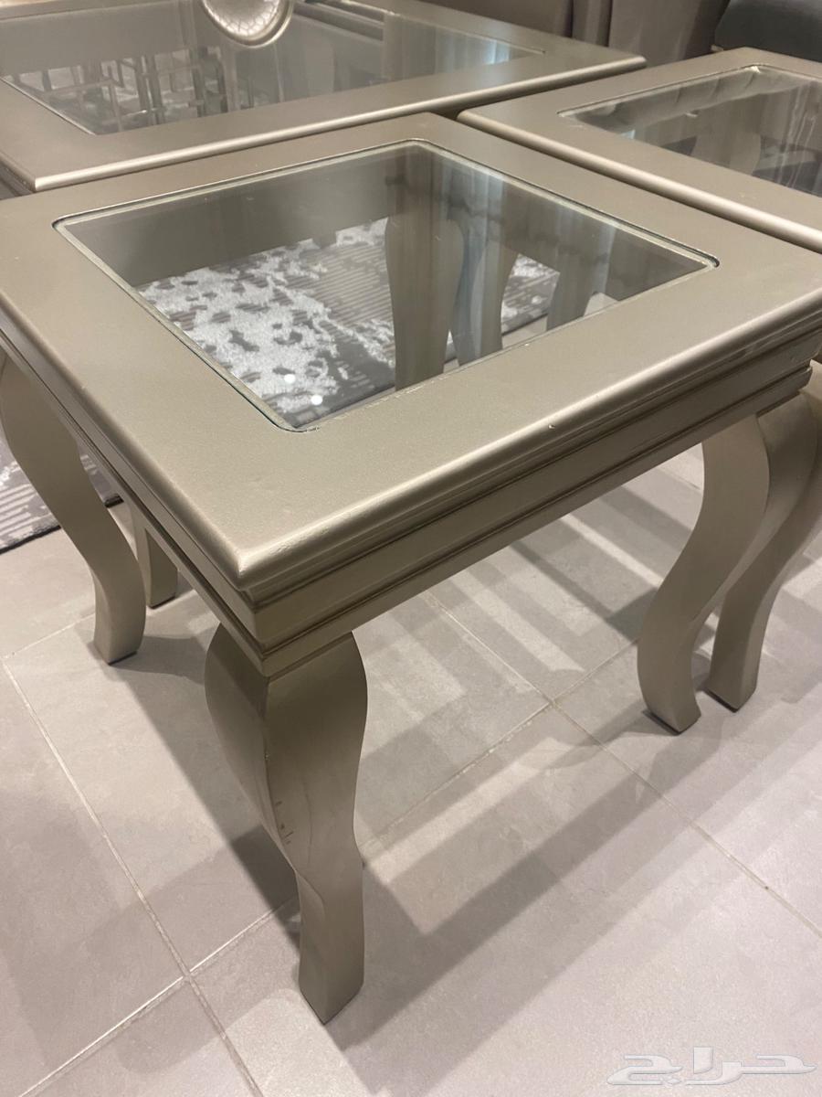 طقم طاولات فضي ( طاوله كبيره   طاولتين جانبية )64487278262658111