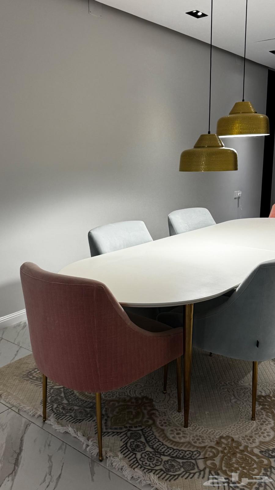 طاولة طعام للبيع64489336349187112