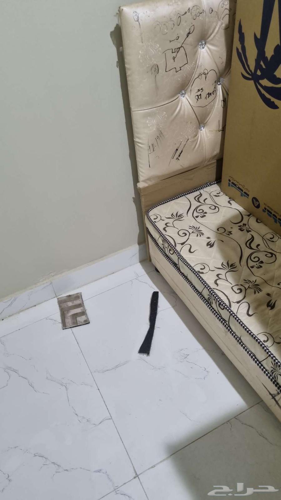 بيع أثاث منزلي بحالة ممتازة64490014033410113