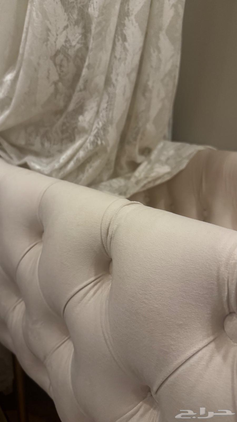 سرير مواليد مع مظلة من الدانتيل64492948159361110