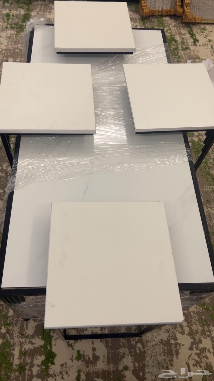 New serving table, never used64493151016194110